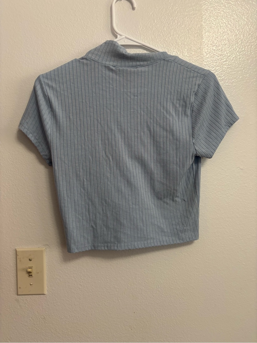 Just Polly Women’s Cropped Collared Varsity Tee (Size Large / No Tag) - Picture 5 of 5